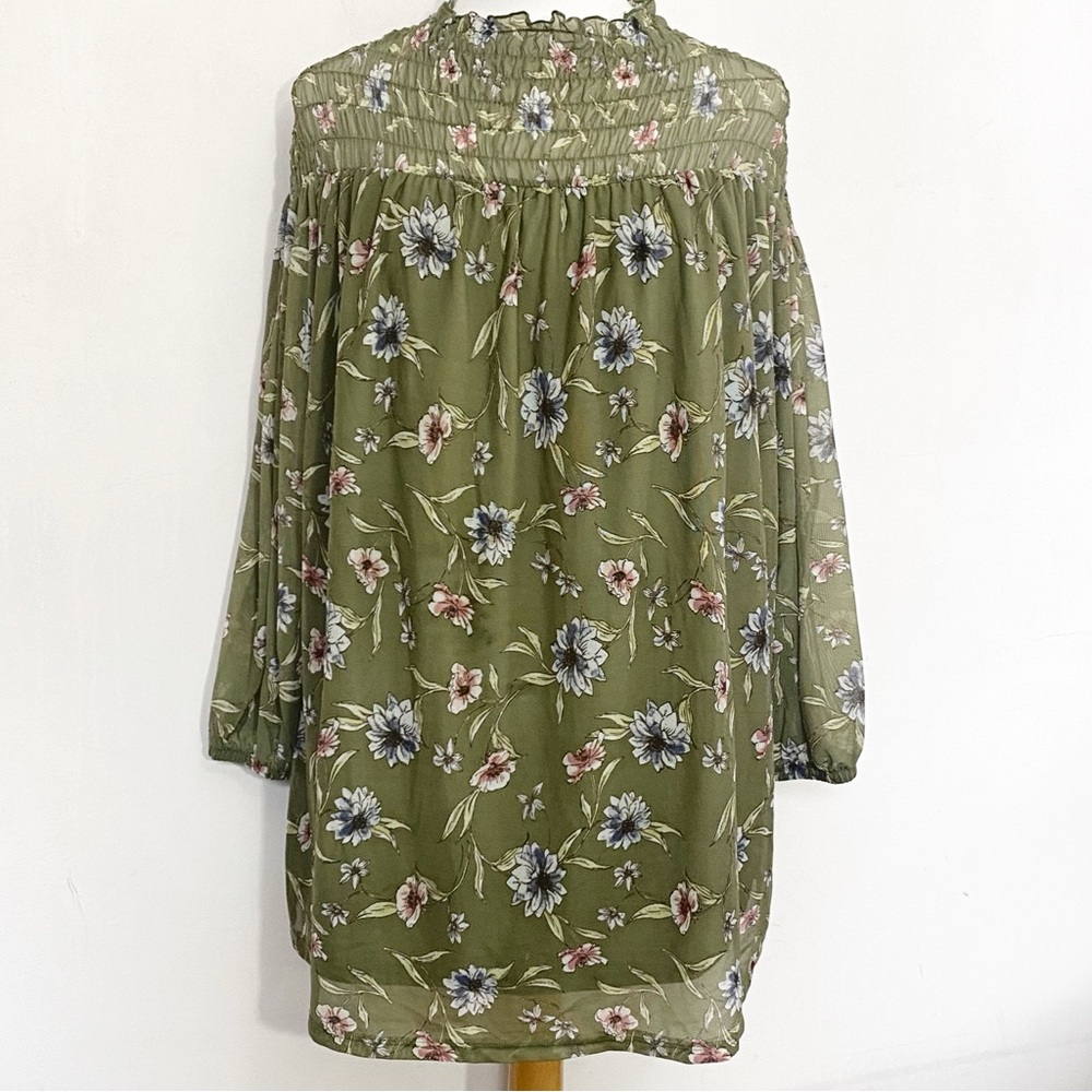 Cato Floral Green high neck sheer lined Women's Top balloon sleeves 18/20
